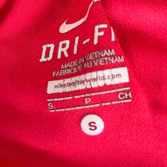 Nike Dri-Fit Red Black Chevron Running Shorts Size S - Picture 10 of 12